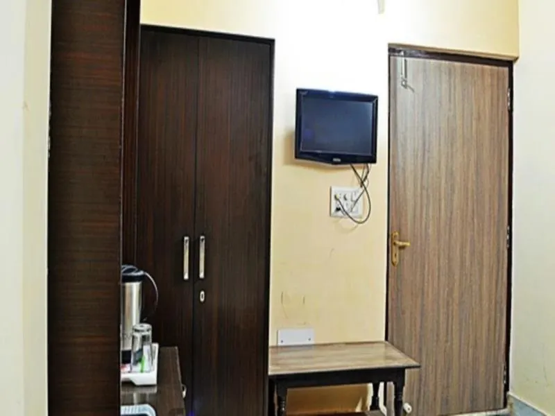 Hotel King Park Avenue Agra  2*, Agra (Uttar Pradesh) India